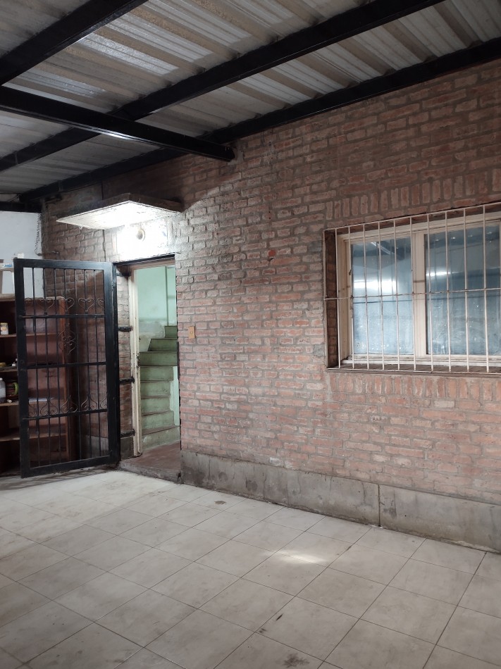 OLLEROS AL 2.700, Bo 17 DE AGOSTO